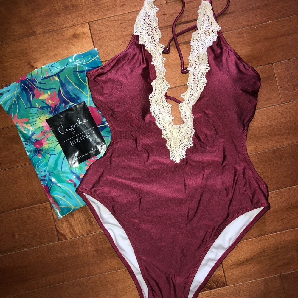 Cupshe Enormous Enjoyment Lace Swimsuit 🌺☀️